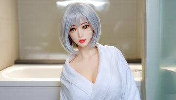 the right way to bathe wash your doll